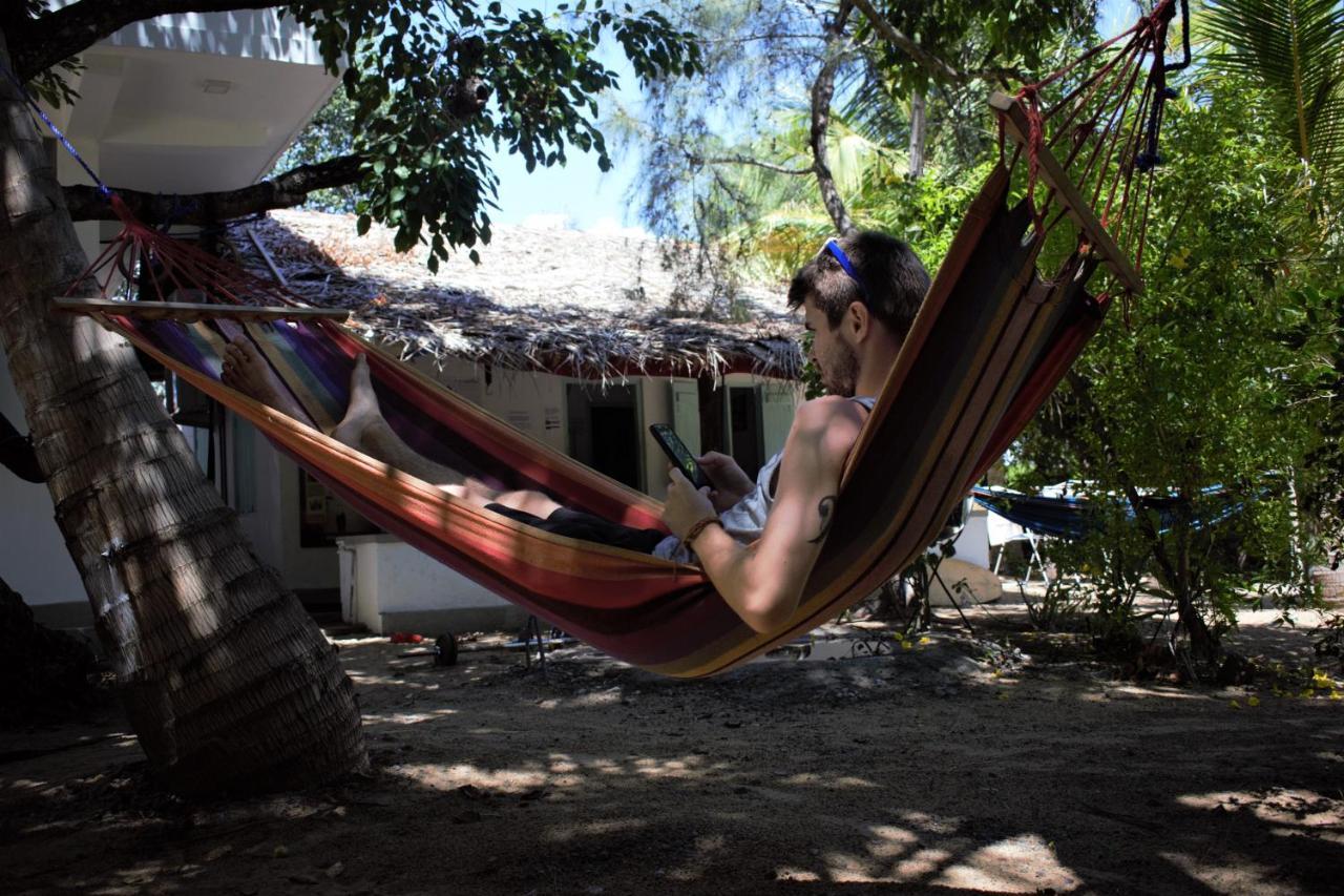Hangover Hostels Arugam Bay Luaran gambar