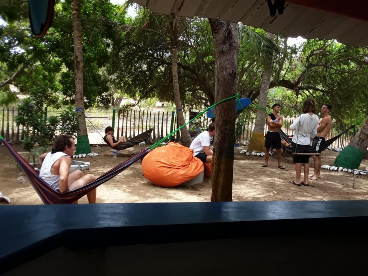 Hangover Hostels Arugam Bay Luaran gambar
