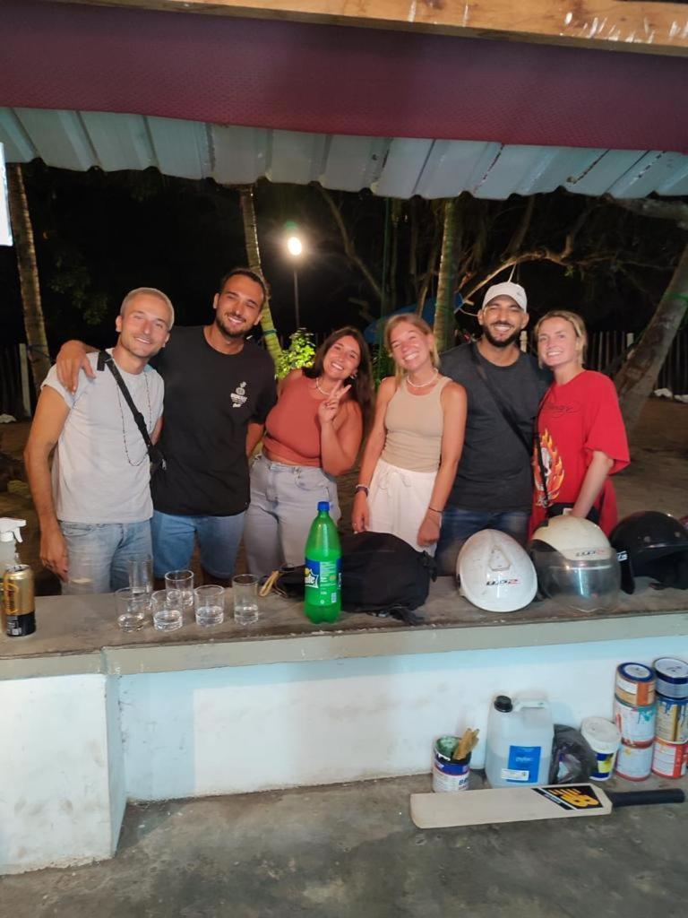 Hangover Hostels Arugam Bay Luaran gambar